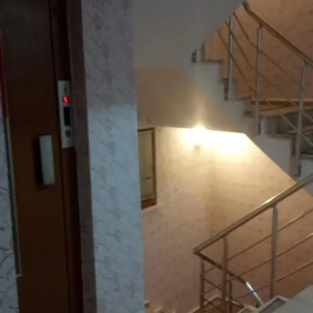 Hotel Grand Ala *